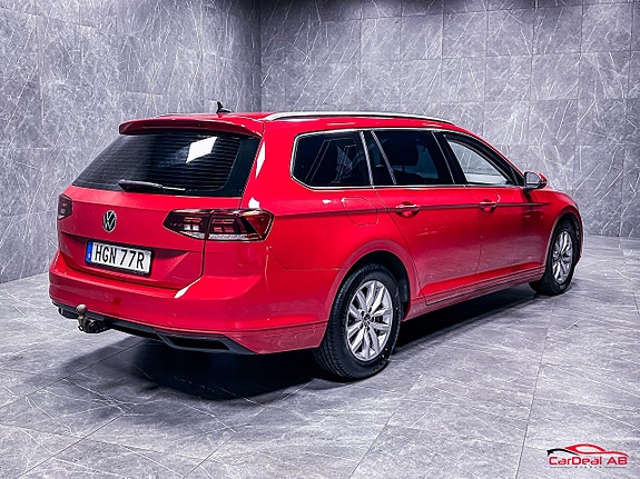 Volkswagen Passat 7 of 25