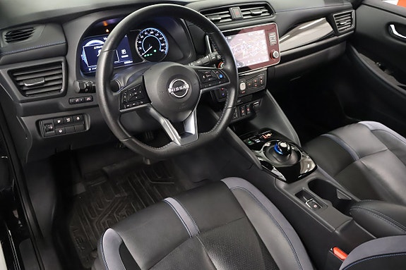 Nissan Leaf 5 of 16