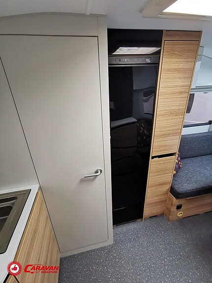 Adria ACTION 391 LH 12 of 20