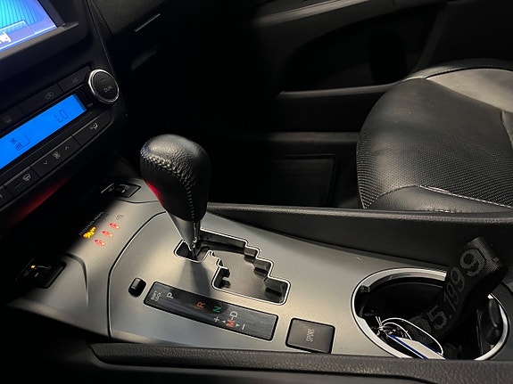 Toyota Avensis 16 of 17