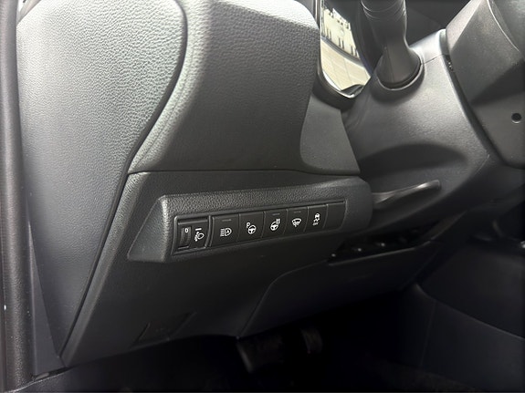 Toyota Corolla 12 of 16