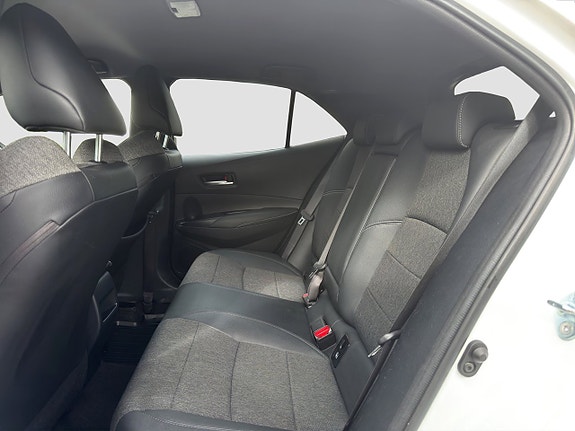 Toyota Corolla 16 of 16