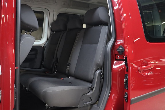 Volkswagen Caddy Maxi 11 of 21