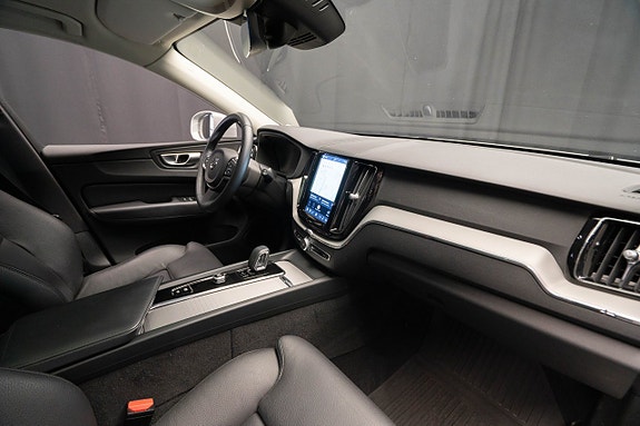 Volvo XC60 19 of 25