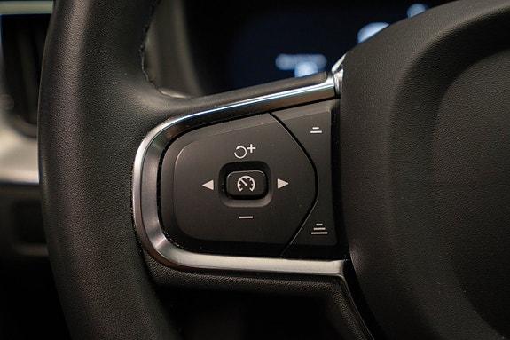 Volvo XC60 22 of 25