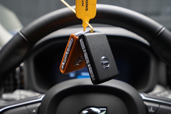 Volvo XC60 25 of 25