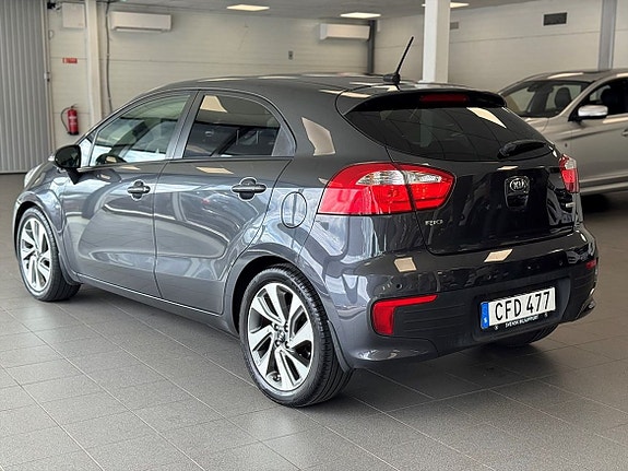 Kia Rio 5 of 21