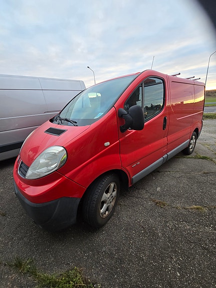 Renault Trafic 2 of 5