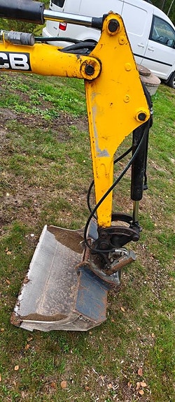 JCB 8008 2014 Endast 2040H Smidig  3 Skopor Tjälkrok 7 of 12