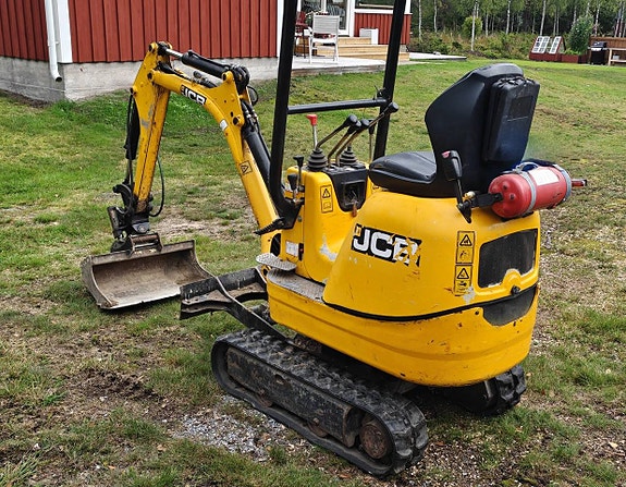 JCB 8008 2014 Endast 2040H Smidig  3 Skopor Tjälkrok 3 of 12