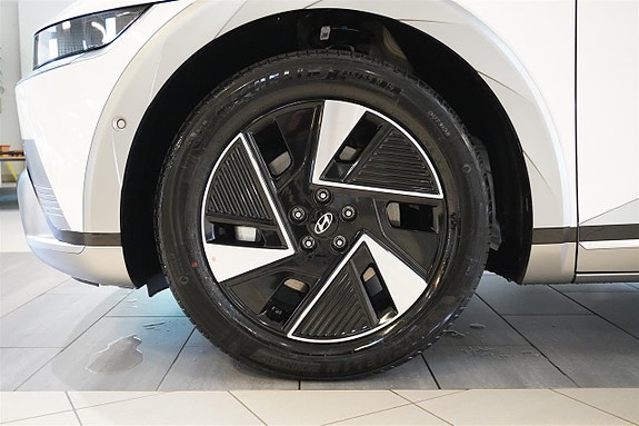 Hyundai Ioniq 5 21 of 29
