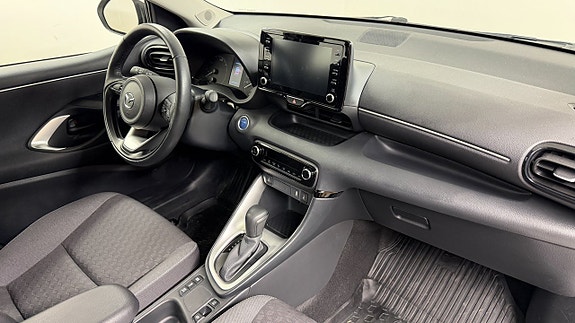 Mazda 2 7 of 15