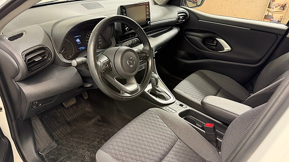 Mazda 2 8 of 15