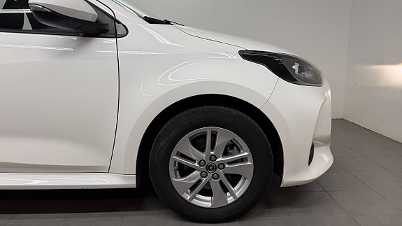 Mazda 2 15 of 15