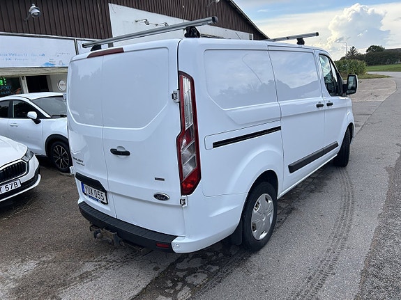 Ford Transit Custom 6 of 15