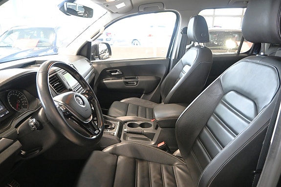 Volkswagen Amarok 8 of 30