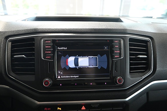 Volkswagen Amarok 24 of 30