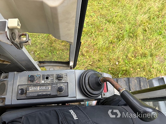 Grävmaskin Kobelco SK75UR 20 of 27