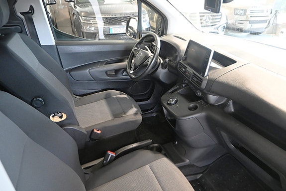 Opel Combo 8 of 22