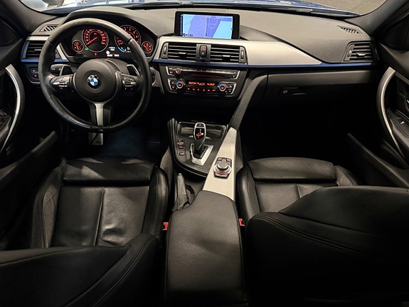 BMW 328i 17 of 20