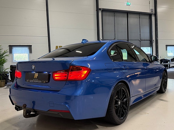 BMW 328i 12 of 20