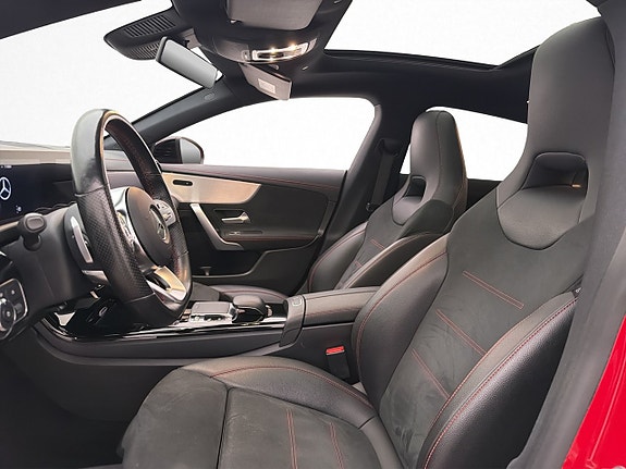Mercedes-Benz CLA200 10 of 30