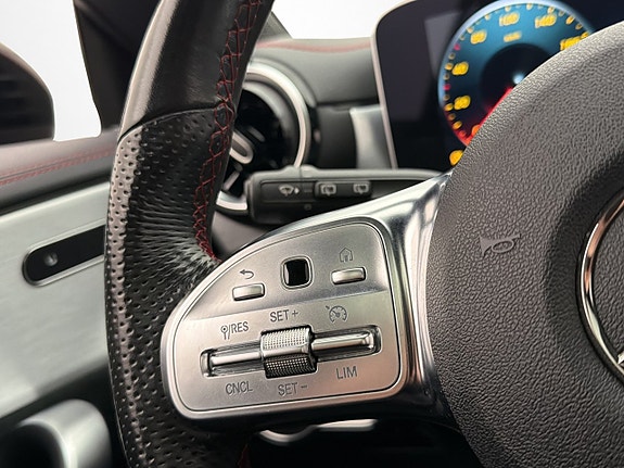 Mercedes-Benz CLA200 16 of 30