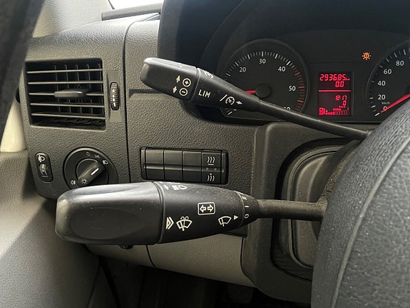 Volkswagen Crafter 14 of 19