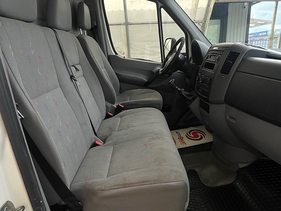 Volkswagen Crafter 12 of 19