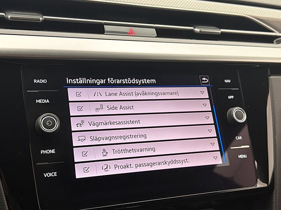 Volkswagen Arteon 20 of 30