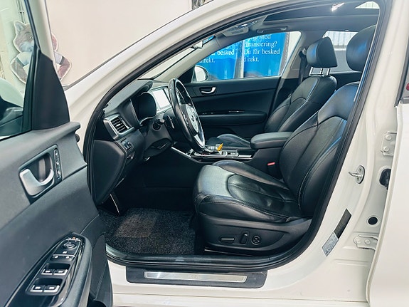 Kia Optima 12 of 25
