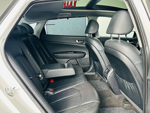 Kia Optima 18 of 25