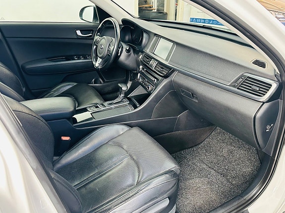 Kia Optima 16 of 25