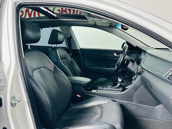 Kia Optima 15 of 25