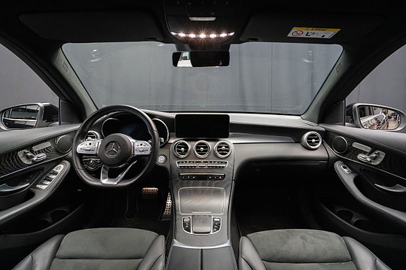 Mercedes-Benz GLC300 de 15 of 21