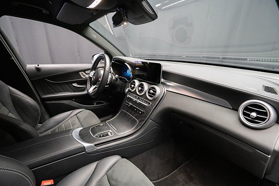 Mercedes-Benz GLC300 de 14 of 21