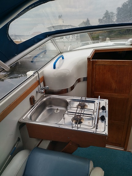 Daycruiser BAROSSA 8200, 840 hk 8 of 19
