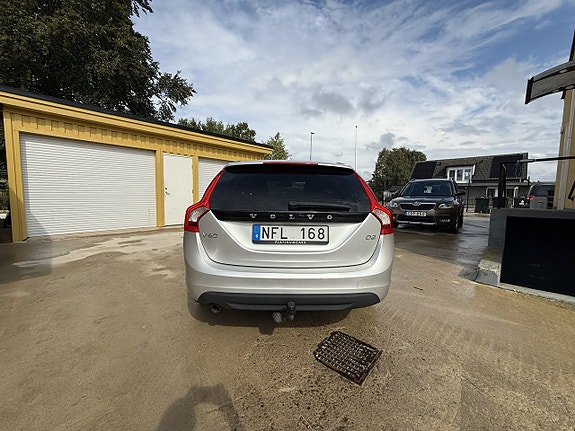 Volvo V60 7 of 11