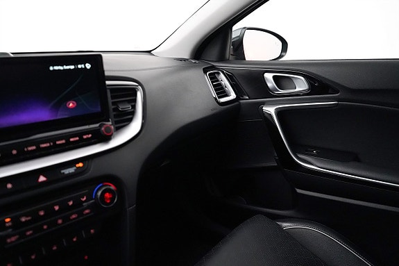 Kia Ceed 13 of 27