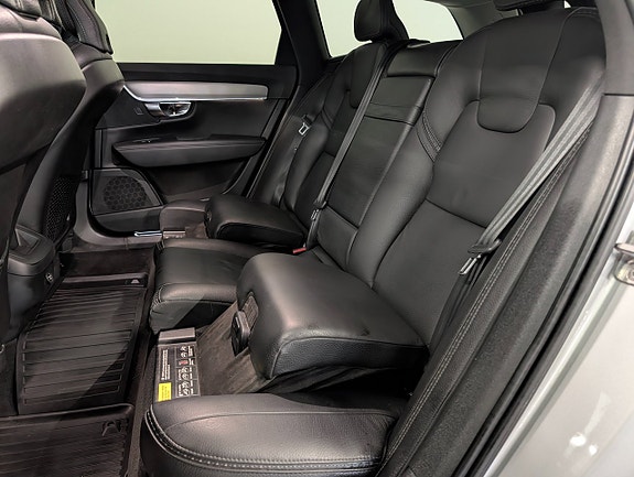 Volvo V90 Cross Country 9 of 20