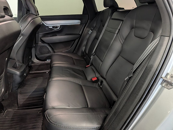 Volvo V90 Cross Country 7 of 20