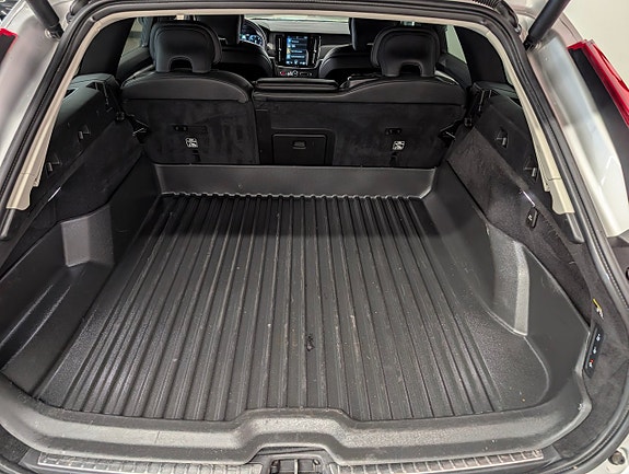 Volvo V90 Cross Country 5 of 20