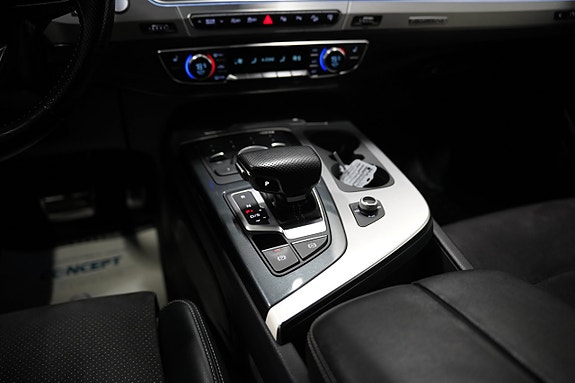 Audi Q7 19 of 30