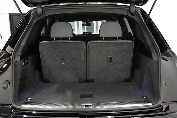 Audi Q7 28 of 30