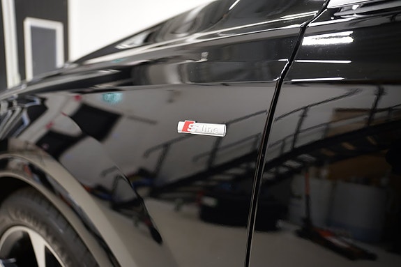 Audi Q7 3 of 30