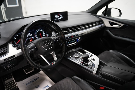 Audi Q7 8 of 30