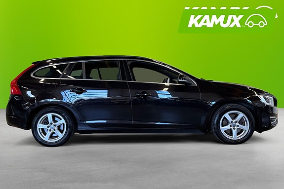 Volvo V60 2 of 17
