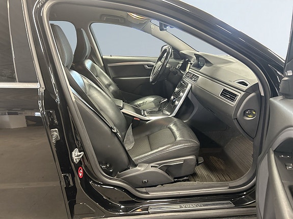 Volvo V70 10 of 20