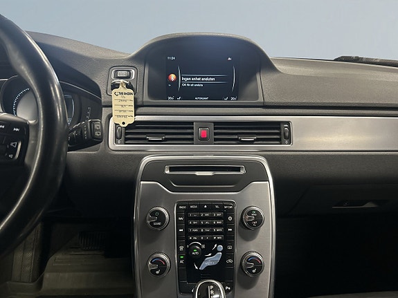 Volvo V70 11 of 20