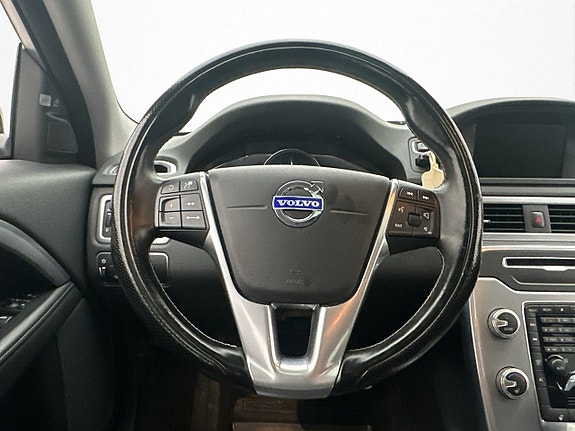 Volvo V70 18 of 30